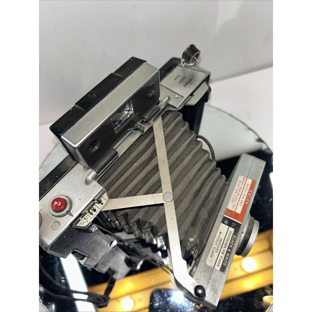 Polaroid Automatic 100 Land‎ Camera -untested - Picture 4 of 6